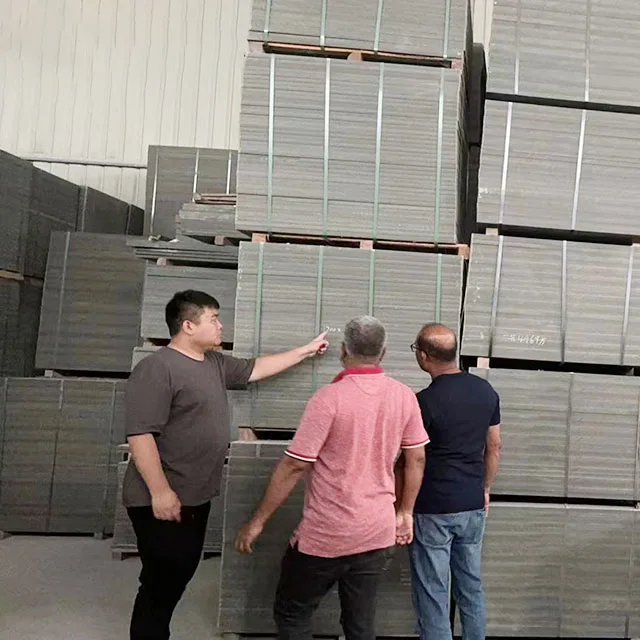 Pallet per macchine per la produzione di mattoni